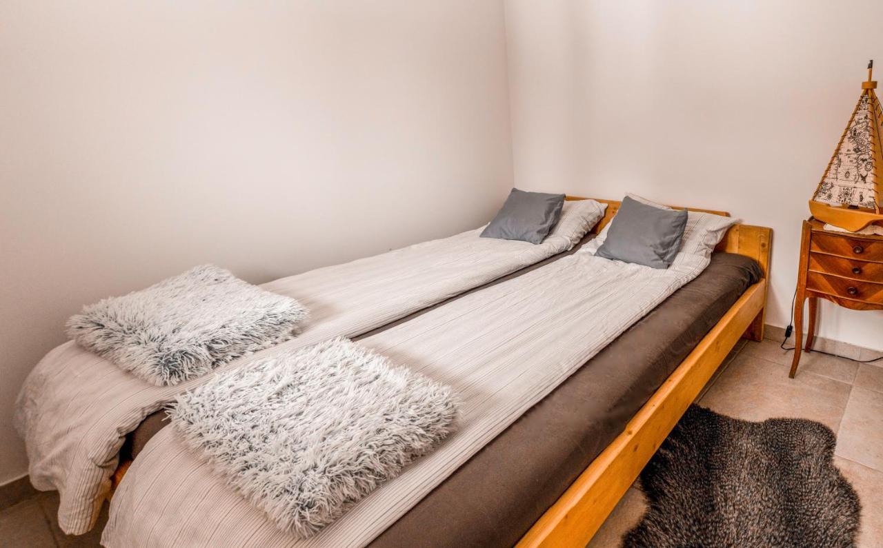Apartmani Lunija Gornji Milanovac Exterior photo
